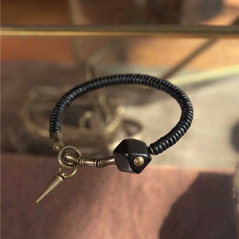 Nimba - Bracelet en cuivre martelé et ébène noir