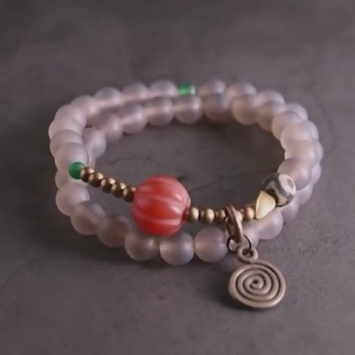 Bracelet agate grise ou blanche presentation video